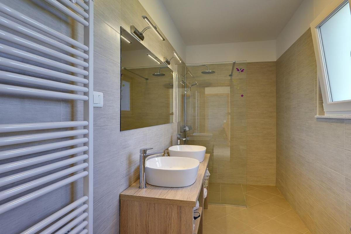 Holiday Home Bellissima Vodnjan Luaran gambar